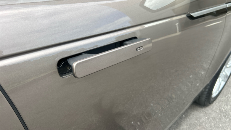 Land Rover Range Rover Velar 2.0 P250 SE 5dr Auto Petrol Estate